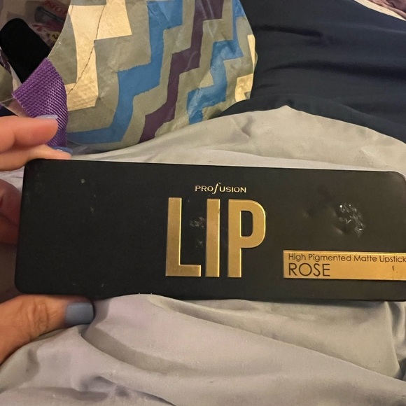 Profusion Cosmetics High Pigmented Matte Lipstick - Rose - Picture 2 of 3